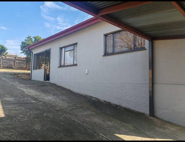 3 BEDROOM HOUSE FOR SALE IN WEST PARK
